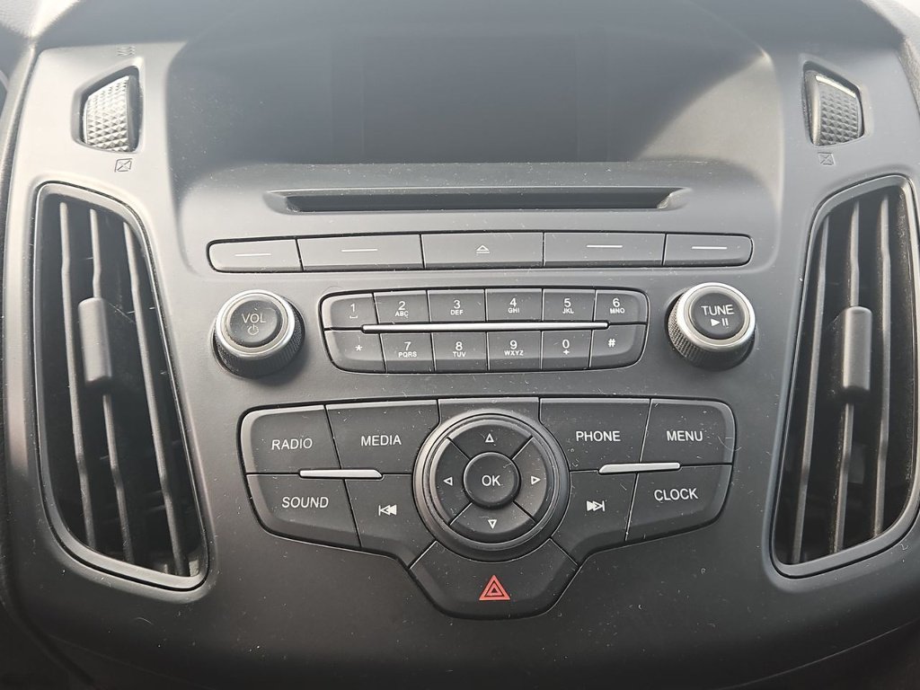 Used 2015 Tuxedo Black Ford S image 5