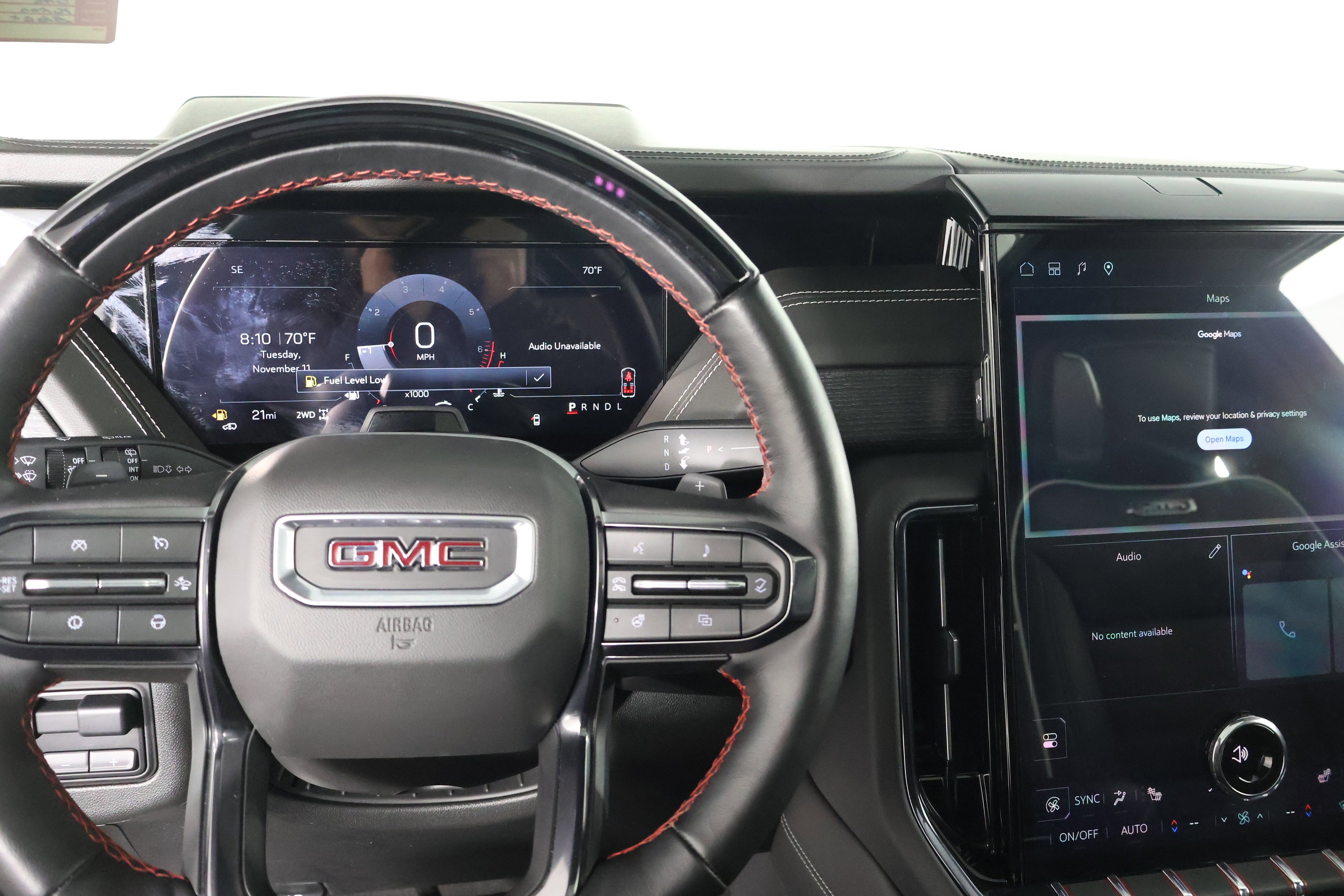 2025 GMC Yukon AT4 Ultimate - Photo 17