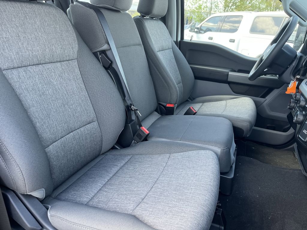 New 2026 Oxford White Ford F-250® XL image 33