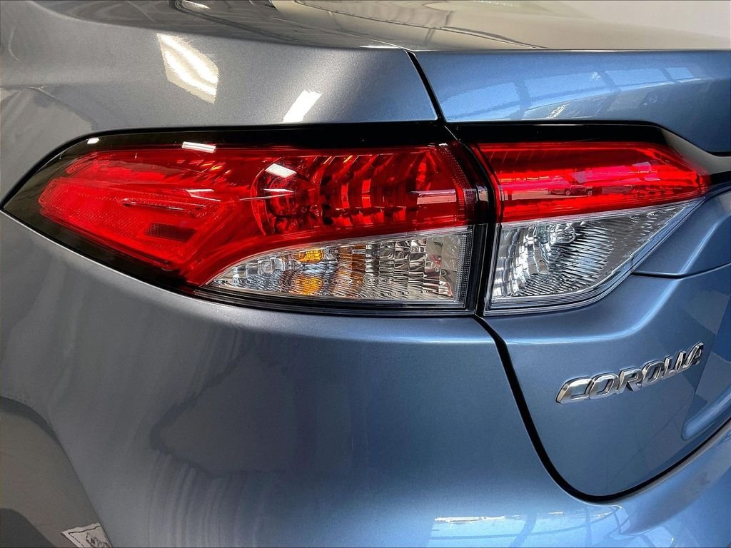 Certified Used 2025 Blue Toyota LE image 33