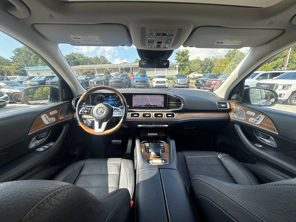 Used 2022  Mercedes-Benz GLS 450 image 13