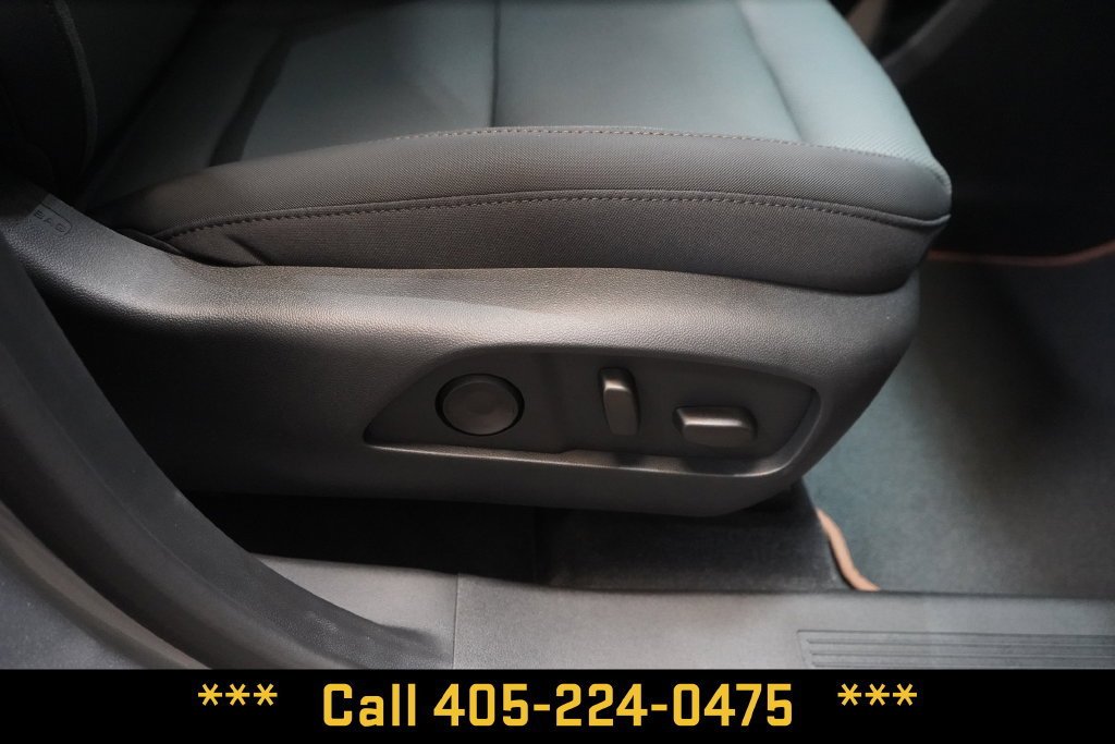 2027 GMC Terrain AT4 - Photo 22