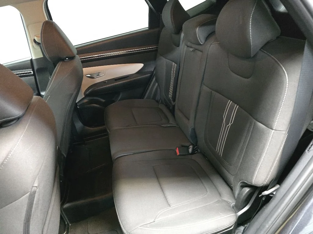 Used 2023 Gray Hyundai SEL image 31