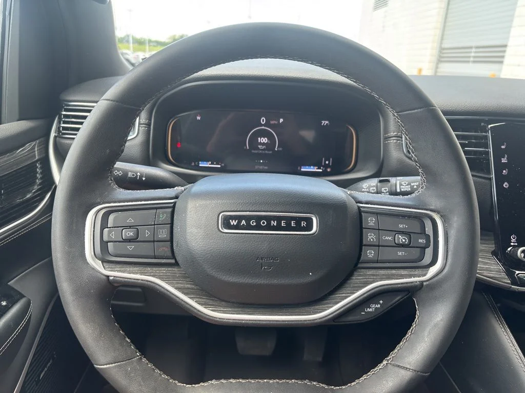 Used 2022 White Jeep Series III image 19