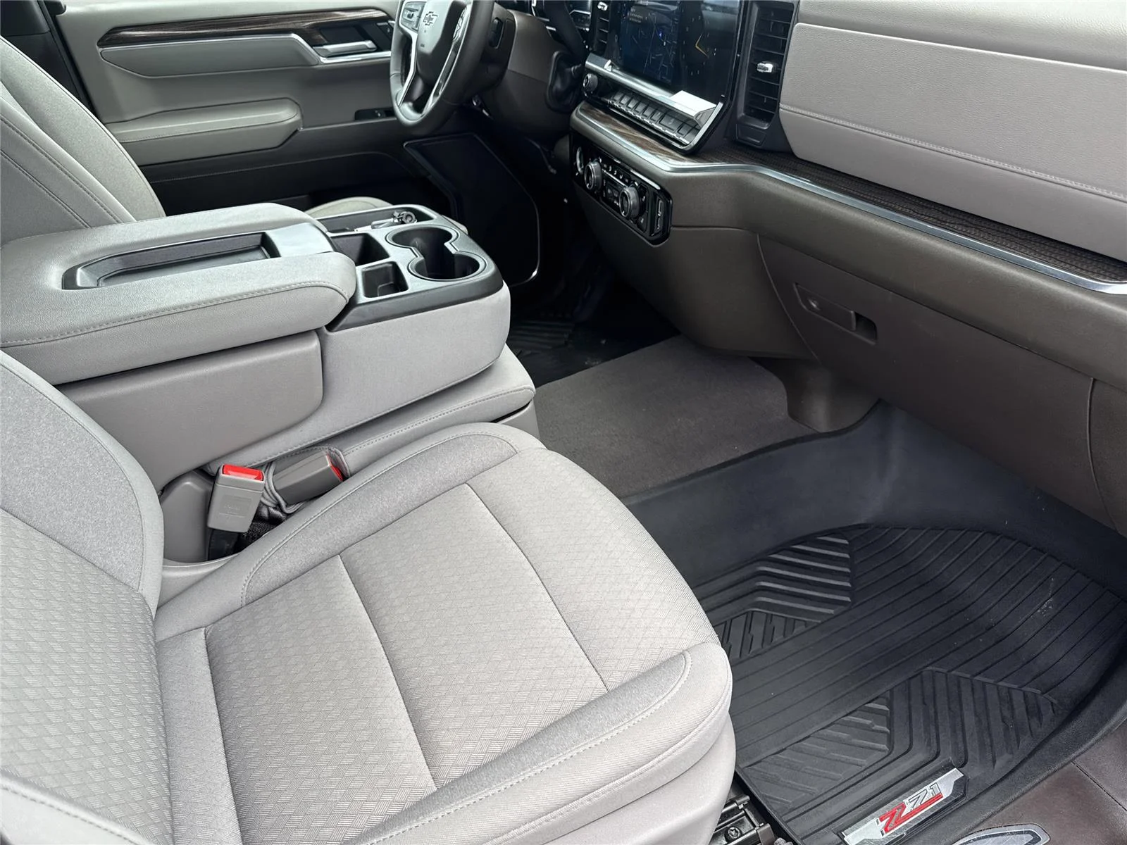 Used 2023 Black Chevrolet RST image 35