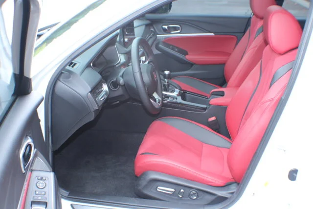 Used 2025 Platinum White Pearl Acura w/A-Spec Technology Package image 13