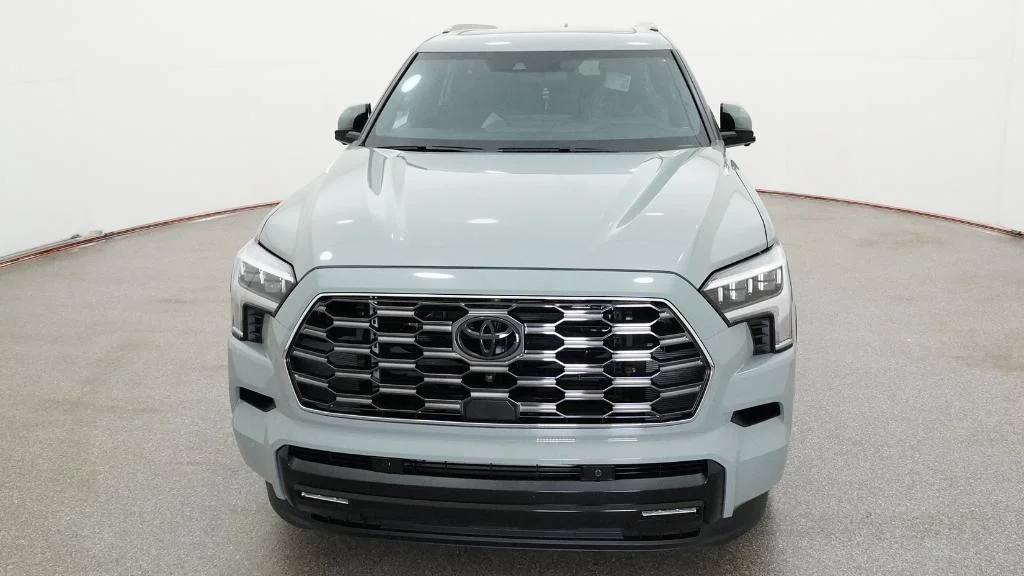 New 2026 Lunar Rock Toyota Platinum image 13