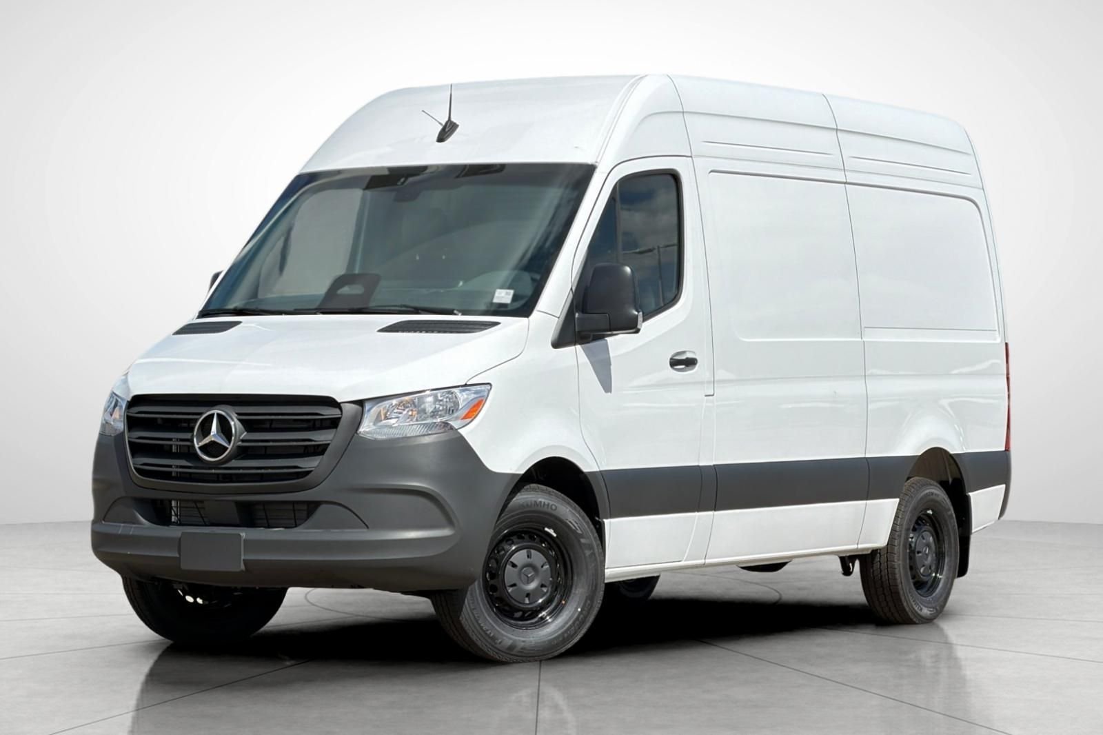 2026 Mercedes-Benz Sprinter 2500 144 WB HO's photo