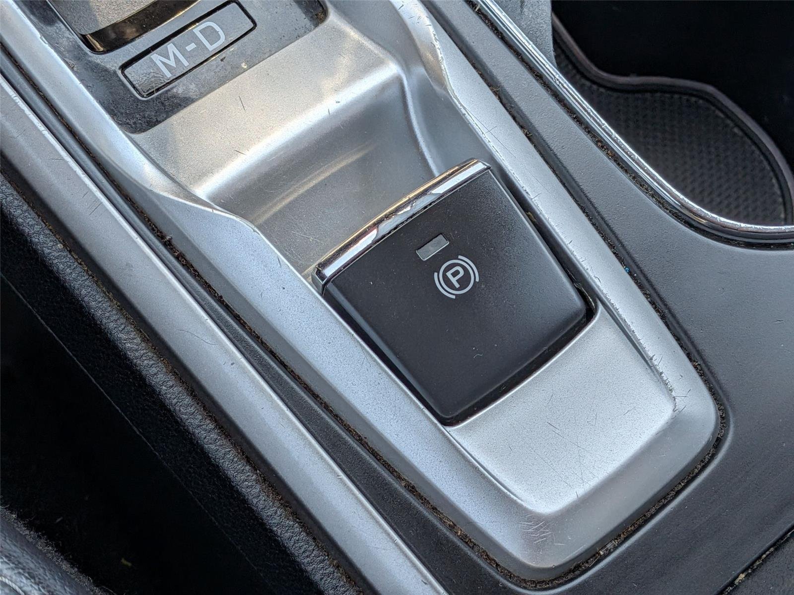 Used 2020 Ice Silver Metallic Subaru Limited image 15