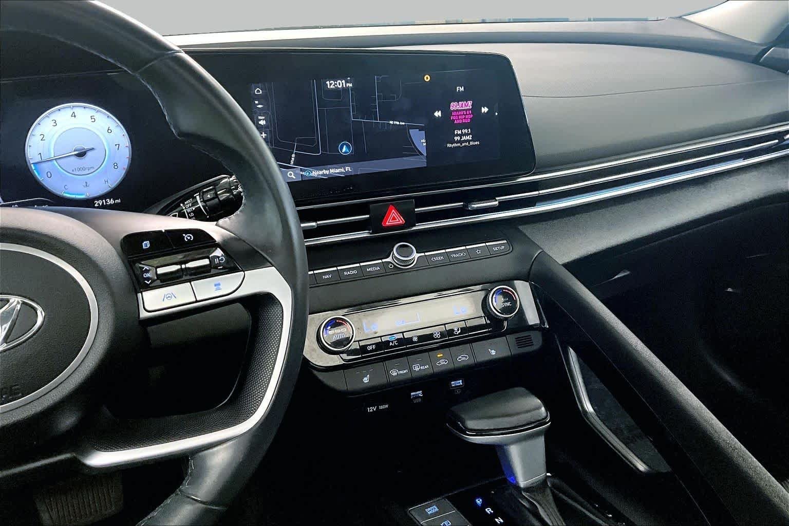 Pre-Owned 2023 Hyundai Elantra Limited