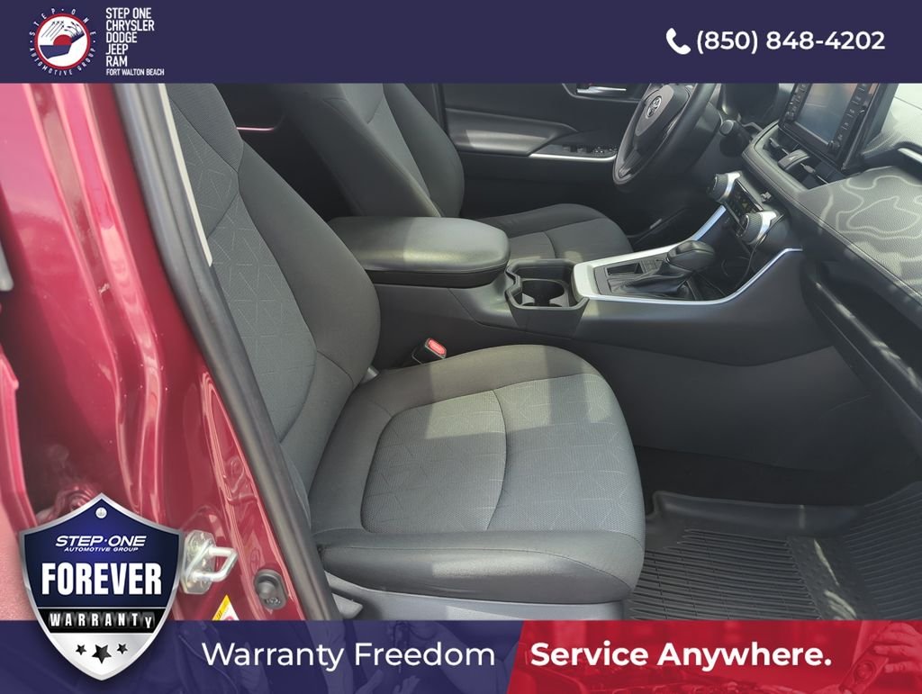 Used 2019 Red Toyota XLE image 36