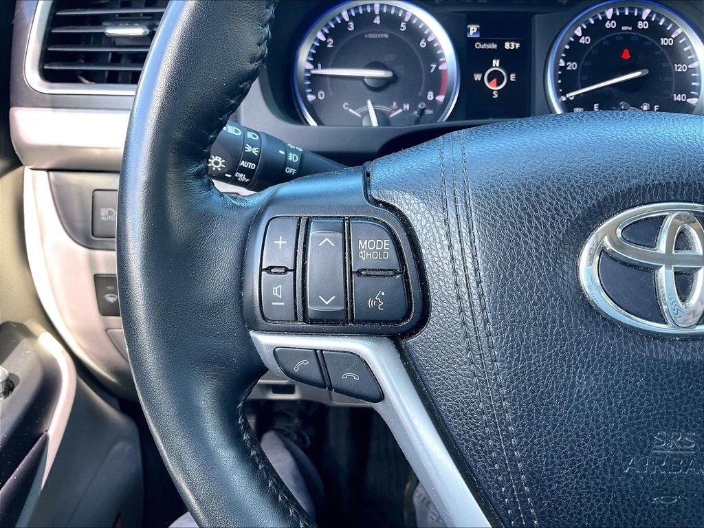 Used 2019 Predawn Gray Mica Toyota Limited Platinum image 23