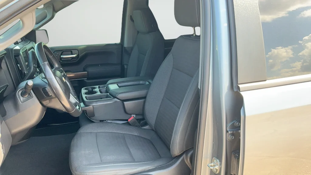 Used 2020 Gray Chevrolet LT image 10