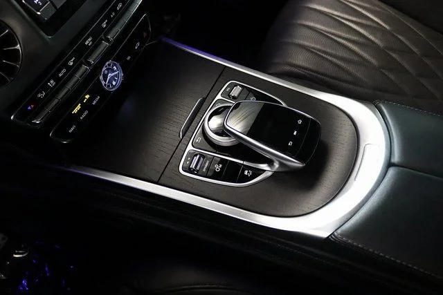Used 2022 G manufaktur Desert Silver Metallic Mercedes-Benz G 550 image 28