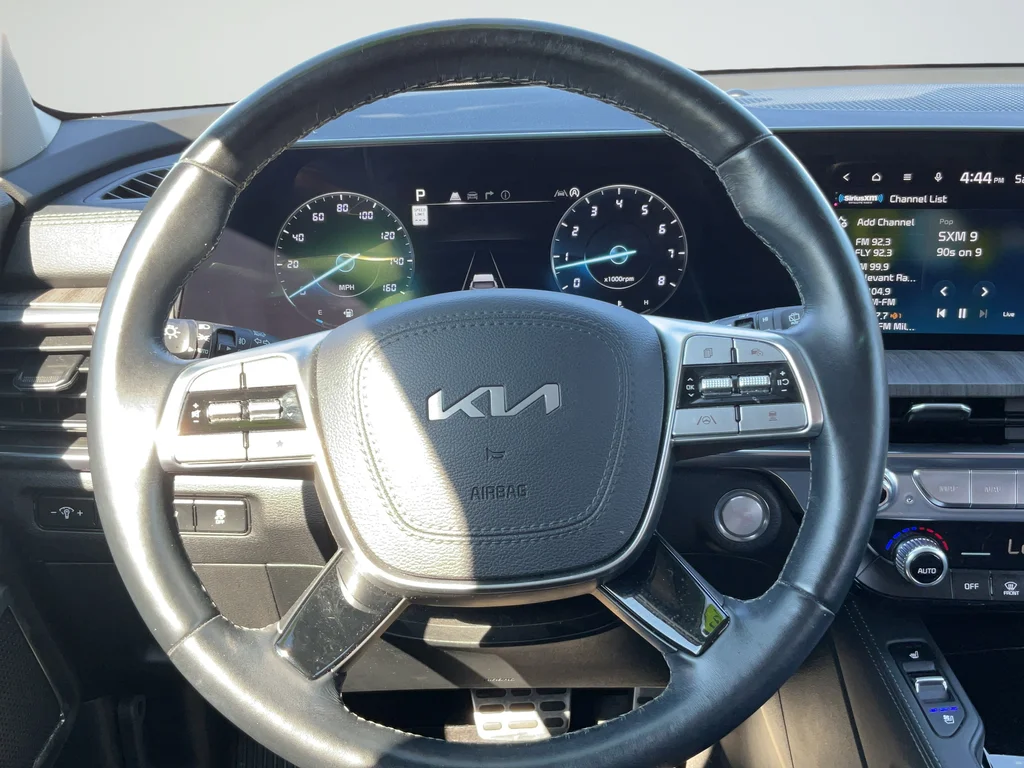 Certified Used 2024 Gray Kia SX image 36