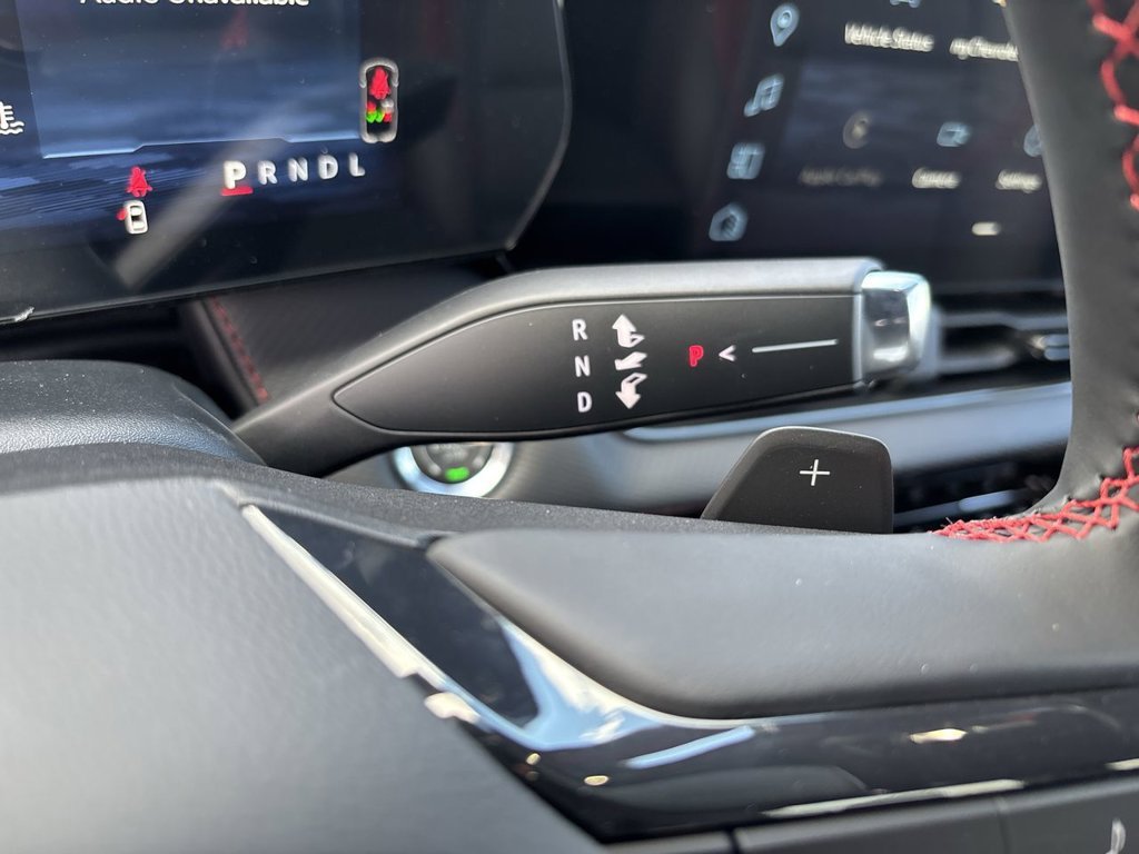 2027 Chevrolet Equinox RS - Photo 17