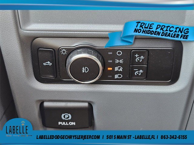Used 2023 Agate Black Metallic Ford XLT image 22