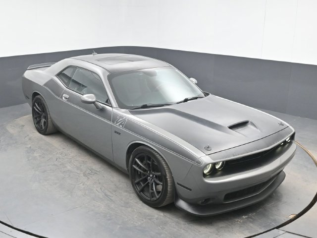 Used 2017 Gray Dodge R/T image 12