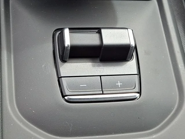 Certified Used 2023 Silver GMC Denali image 23