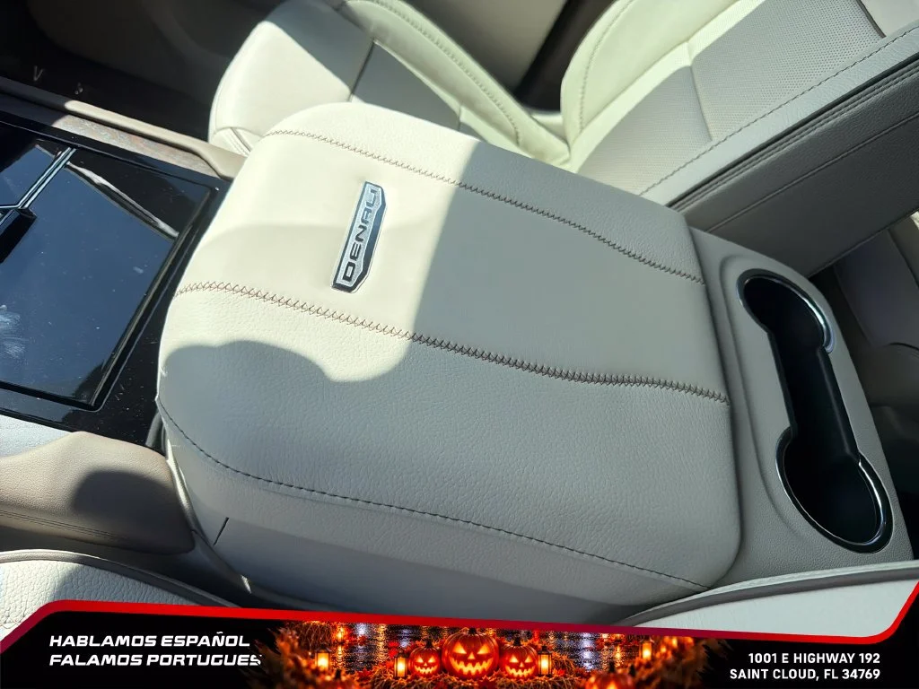 2026 GMC Yukon XL Denali - Photo 25