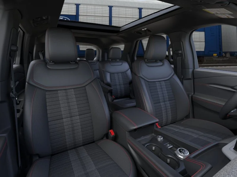 New 2026 Agate Black Metallic Ford ST-Line image 10