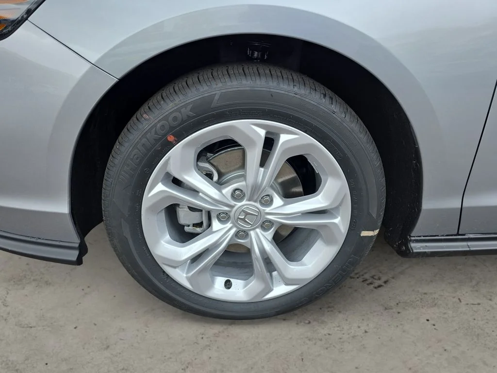 2026 Honda Accord LX - Photo 14