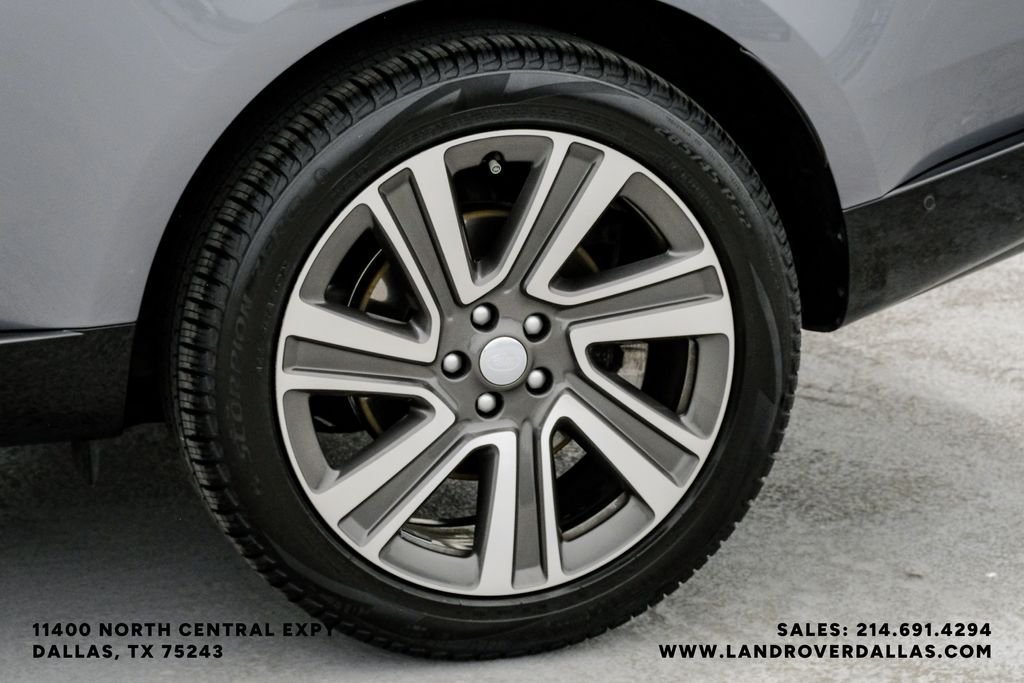 Used 2023 Eiger Gray Metallic Land Rover SE image 61