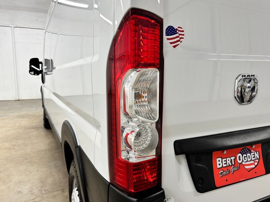 Used 2025 White Ram High Roof image 8