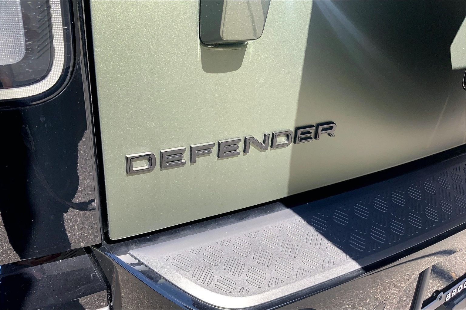 New 2026 Woolstone Green Land Rover S image 15