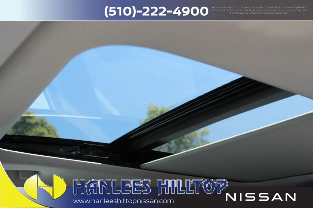 New 2026 White Nissan SL image 16