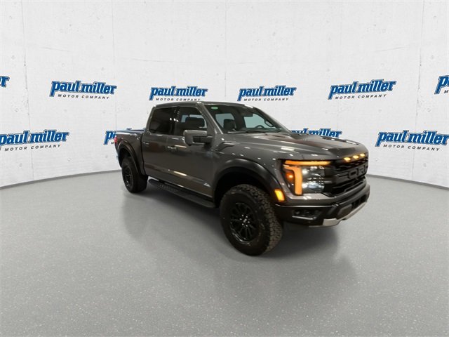 2025 Ford F-150 Raptor photo 2