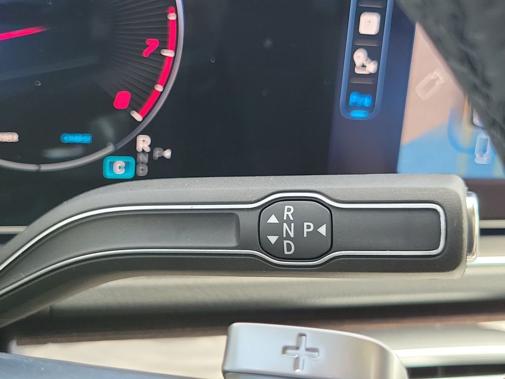 New 2026 Polar White Mercedes-Benz GLS 450 image 30