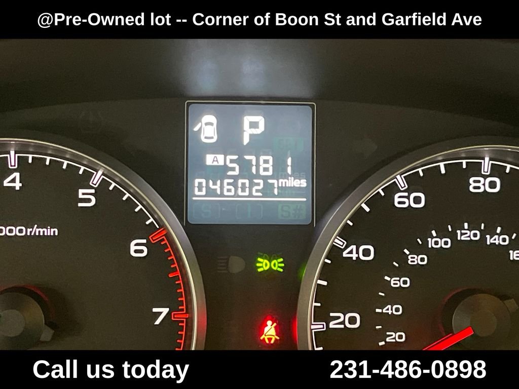 Used 2014 Red Subaru 2.5i Premium image 21