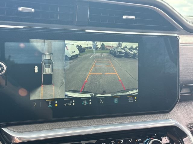 Used 2022 Silver GMC Denali image 20