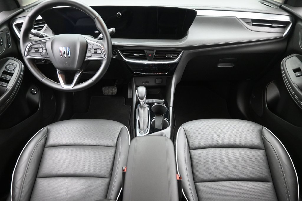 Used 2024 Red Buick Avenir image 15