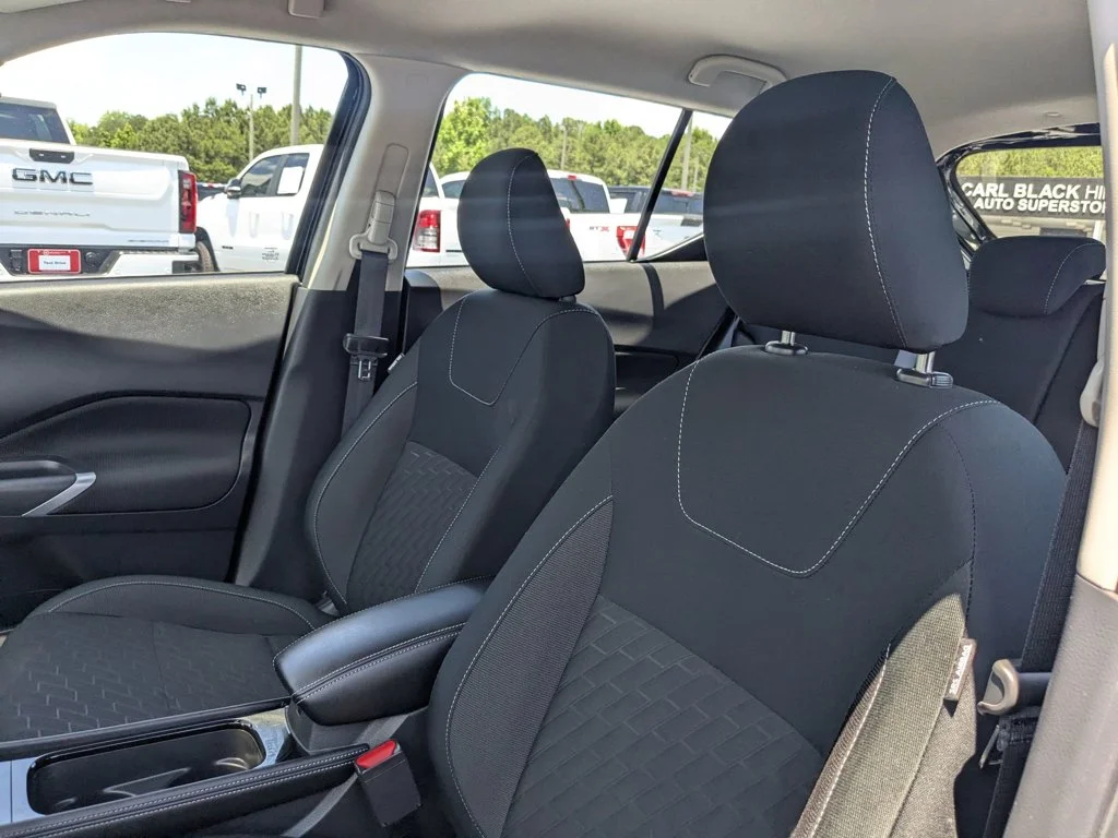 Used 2024 Super Black Nissan SV image 14