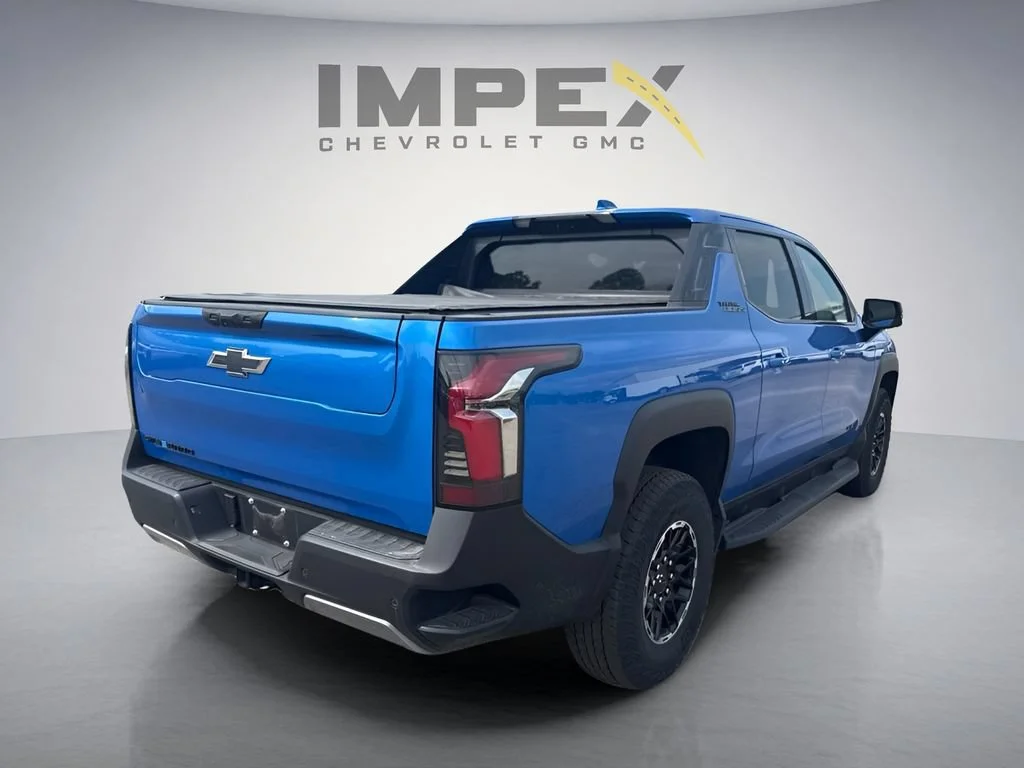 Used 2026 Riptide Blue Metallic Chevrolet Trail Boss - Max Range image 5