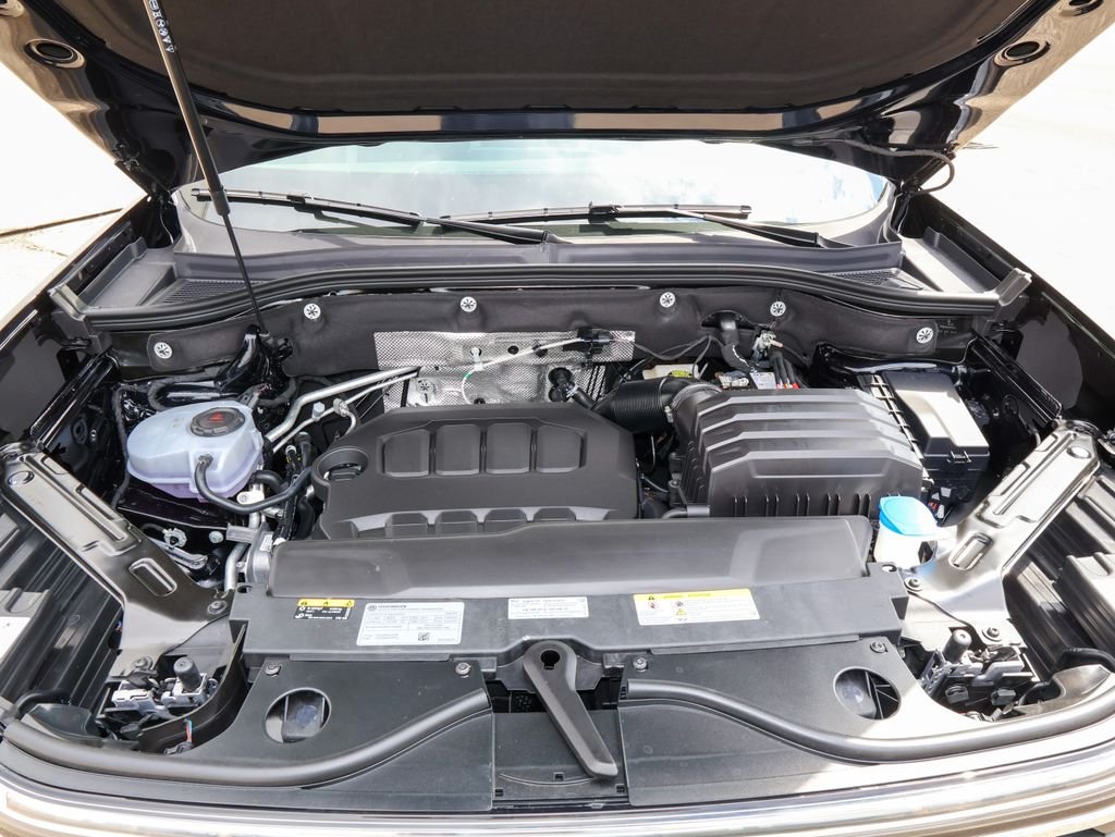 New 2026 Black Volkswagen 2.0T Peak Edition image 33