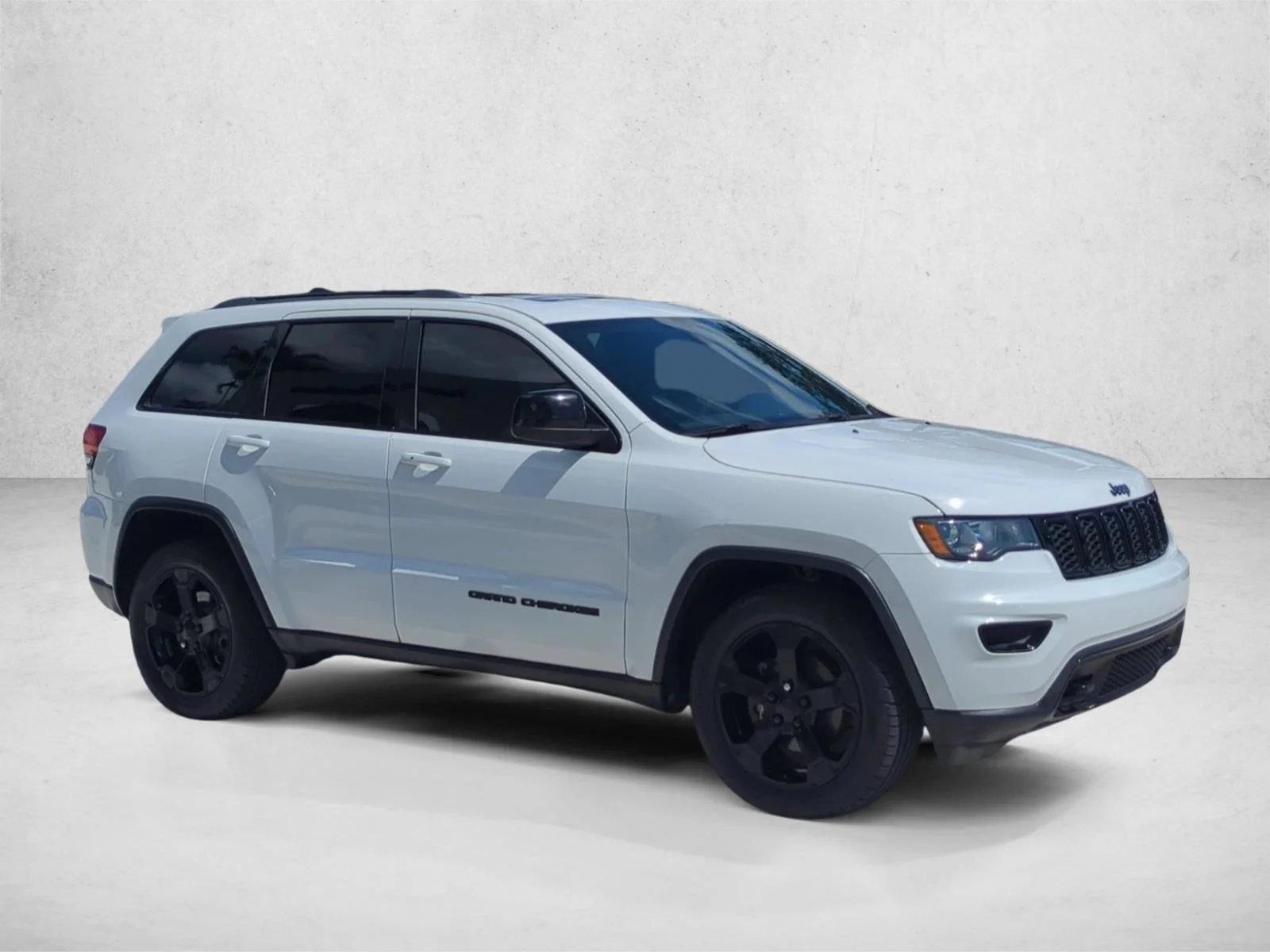 Used 2018 Bright White Clearcoat Jeep Upland image 3