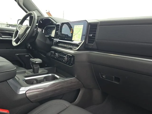 Used 2025 Gray Chevrolet LTZ image 22