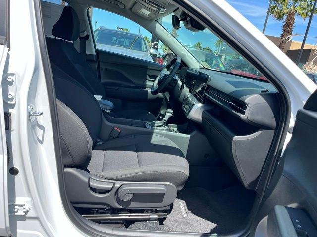New 2026 White Hyundai SEL Sport FWD image 21