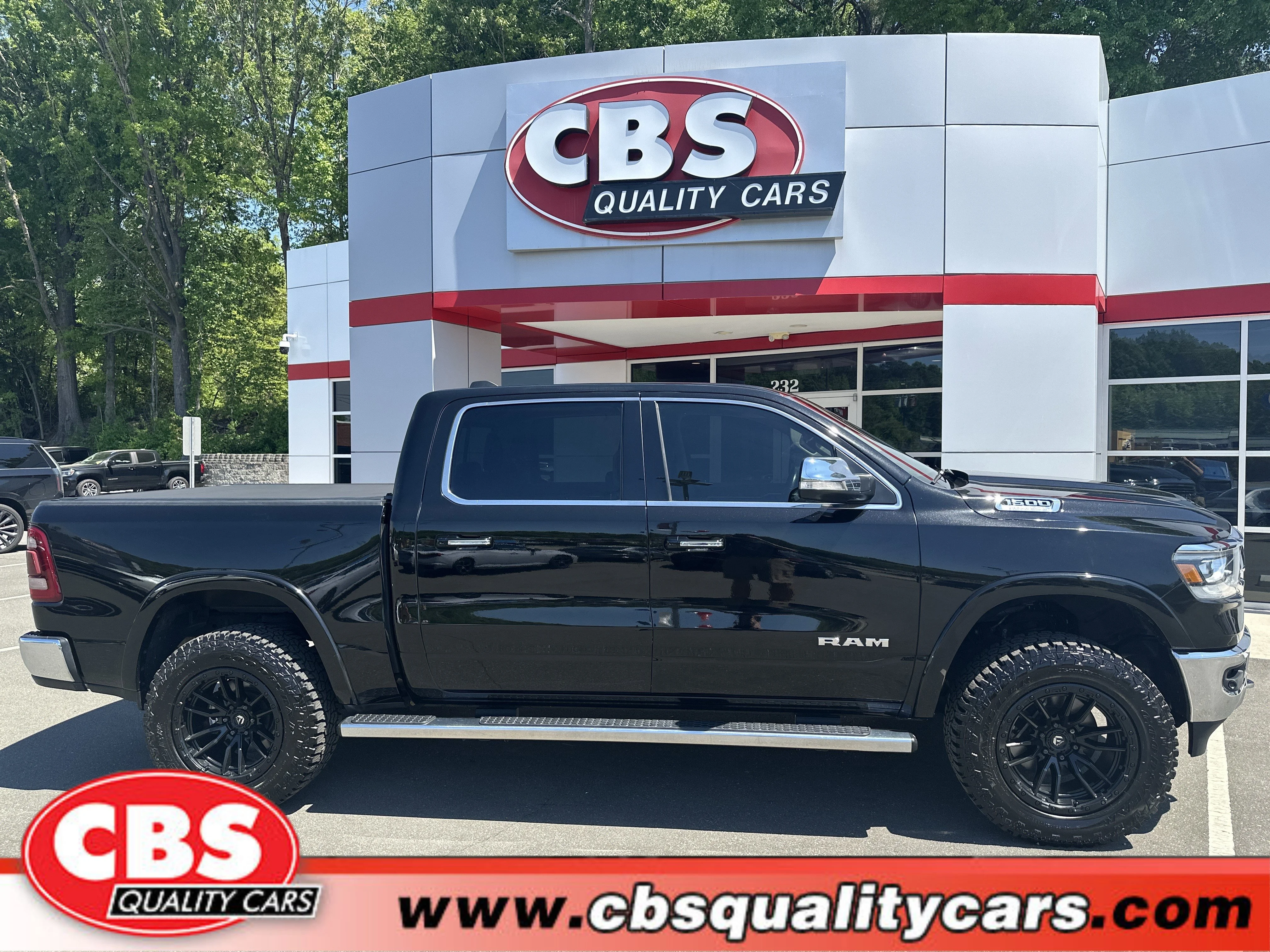 2020 RAM 1500 Laramie 4x4 Crew Cab 5'7's photo