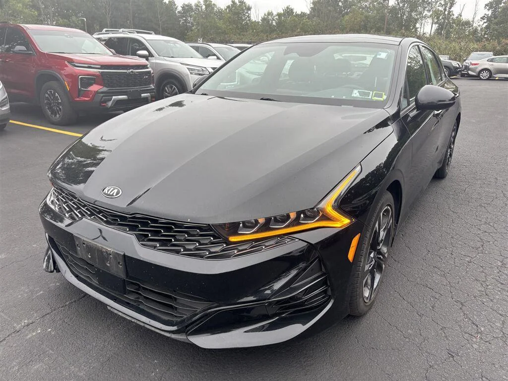 Used 2021 Ebony Black Kia GT-Line image 3