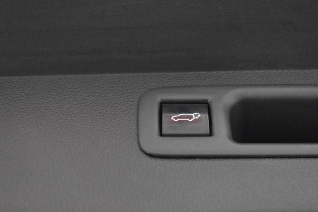 Used 2020 Black Toyota XLE image 23