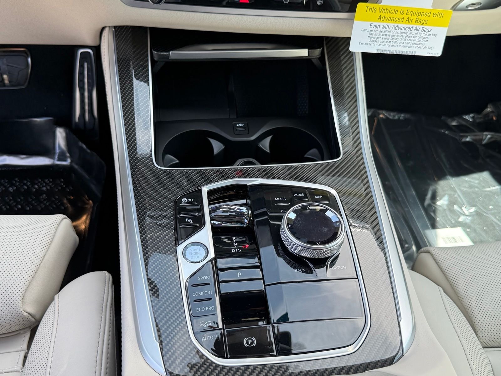 New 2026 Black Sapphire Metallic BMW M60i image 27