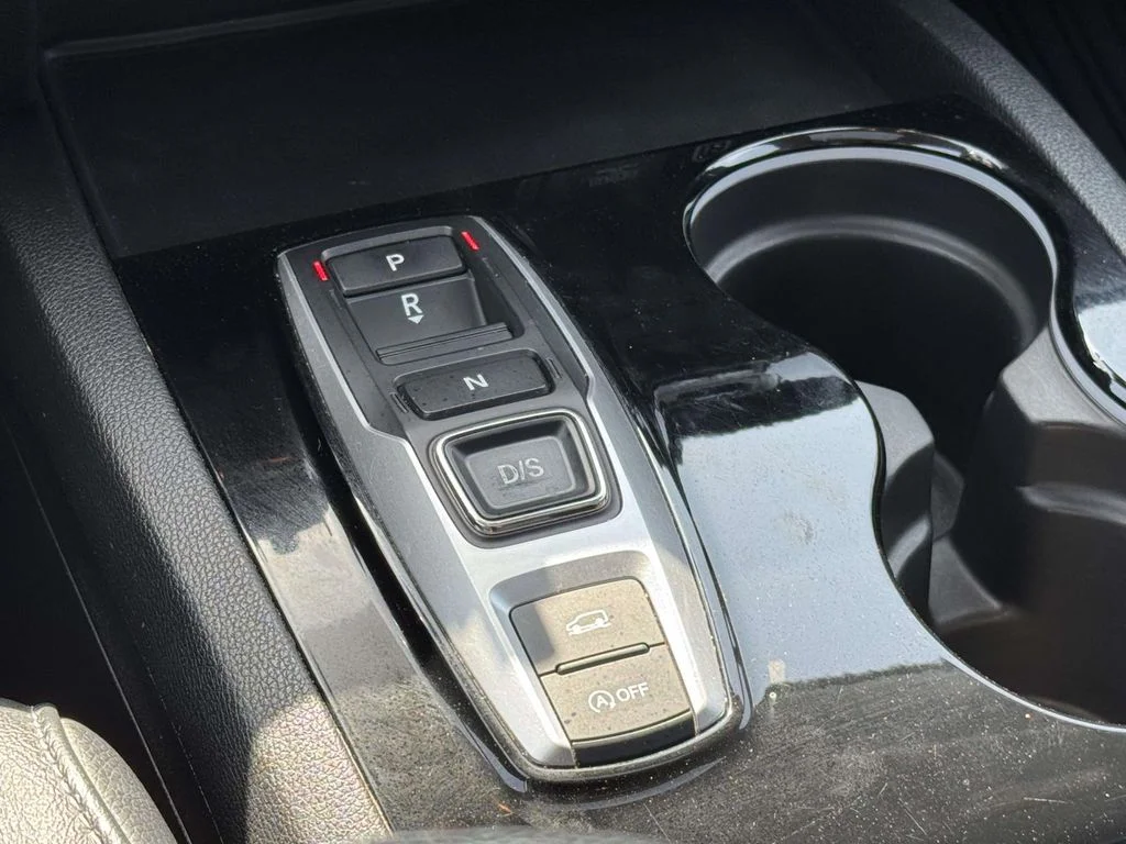 Used 2019  Honda Touring image 22