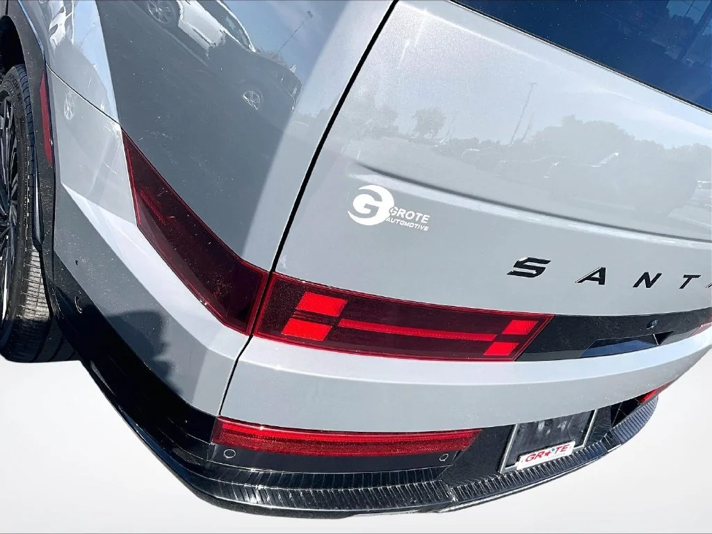 Used 2024 Gray Hyundai Calligraphy image 27