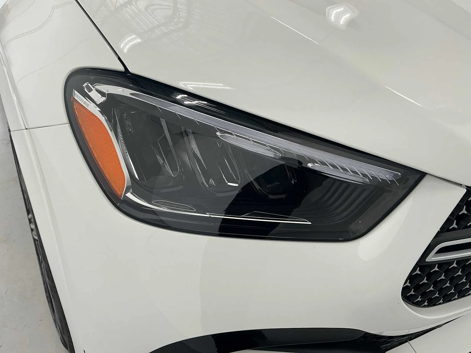 New 2026 Polar White Mercedes-Benz GLE 350 image 8