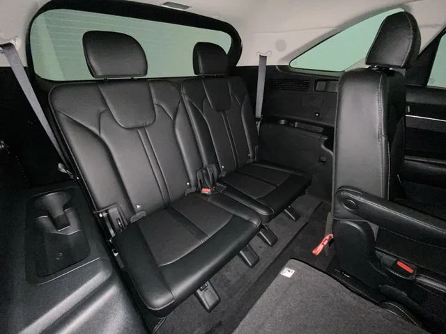 Used 2026 White Kia EX image 24