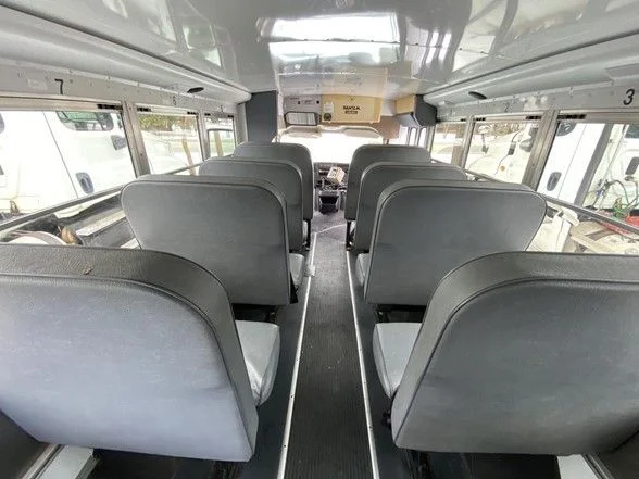Used 2007 White Chevrolet Work Van image 26